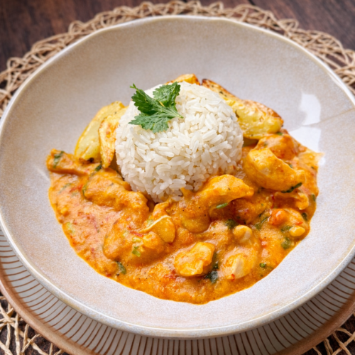 Bobó de frango com arroz e batata assada